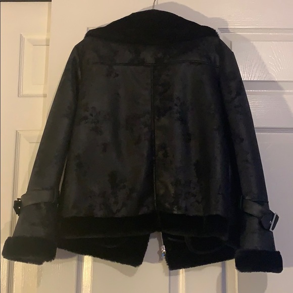 Bomber Jacket - Picture 5 of 7
